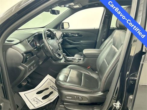 Certified 2023 Chevrolet Traverse RS image 9