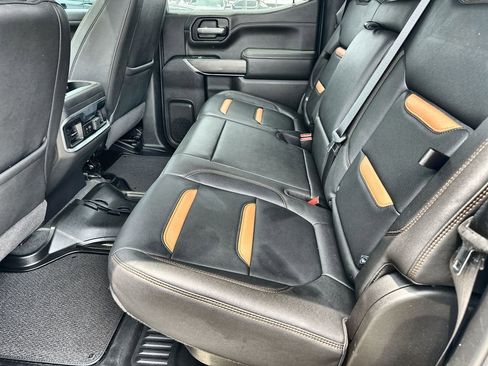 Used 2022 GMC Sierra 1500 AT4 w/ AT4 Premium Package AWD/4WD image 16