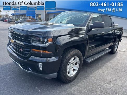 Used 2018 Chevrolet Silverado 1500 LT w/ All Star Edition image 8
