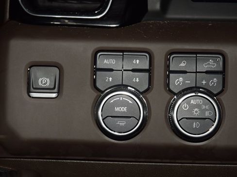 Used 2024 GMC Sierra 1500 Denali w/ Technology Package image 36