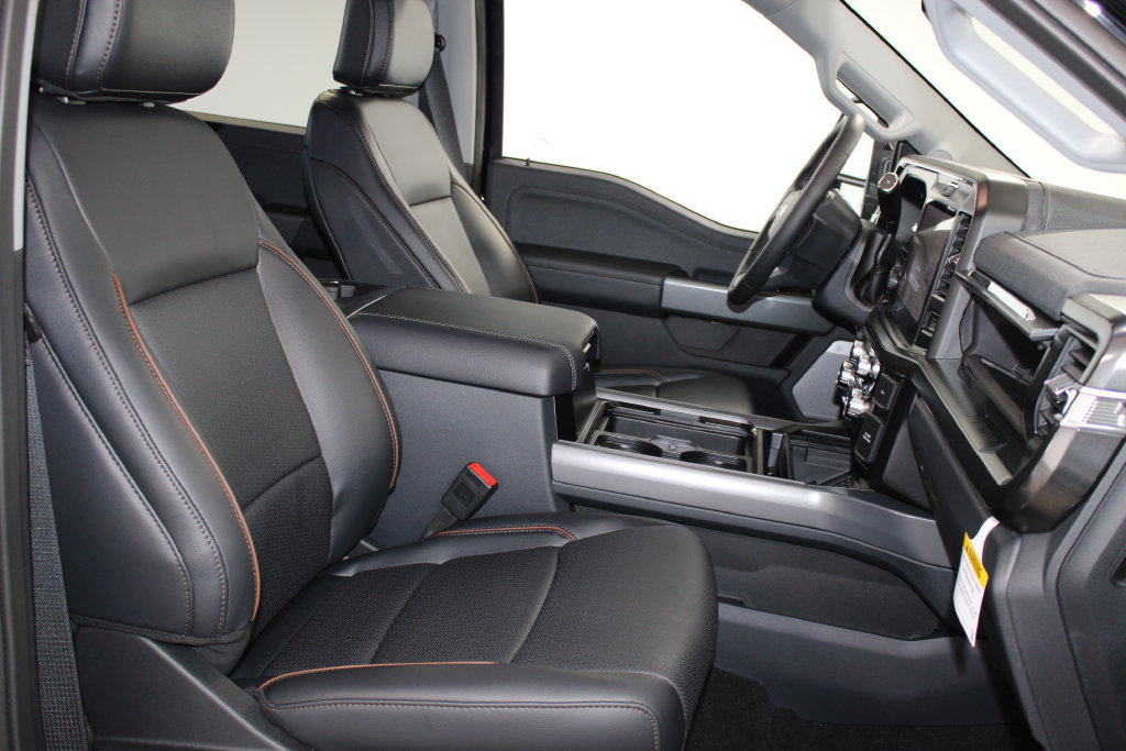 New 2026 Ford F350 Lariat w/ Black Appearance Package AWD/4WD image 18