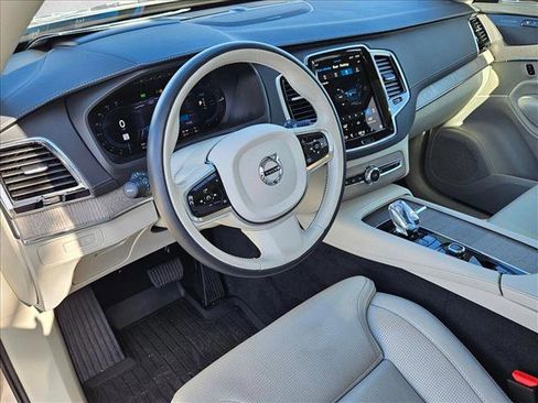Used 2024 Volvo XC90 T8 Ultimate w/ Protection Package Premier image 10