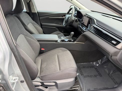 Used 2025 Toyota Camry LE FWD image 12