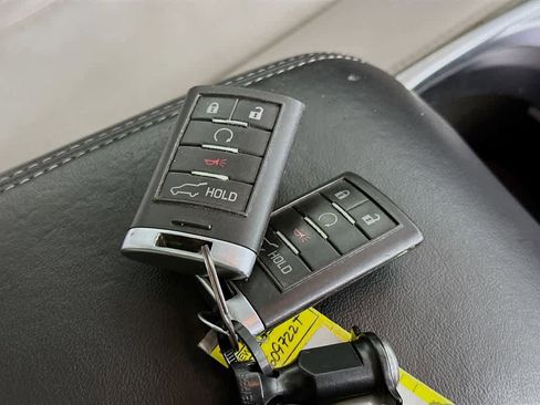 Used 2014 Cadillac SRX Luxury image 22