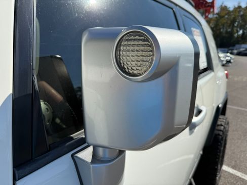 Used 2013 Toyota FJ Cruiser 2WD image 14