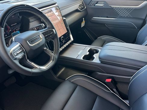 New 2026 GMC Acadia Denali w/ Super Cruise Package AWD/4WD image 7