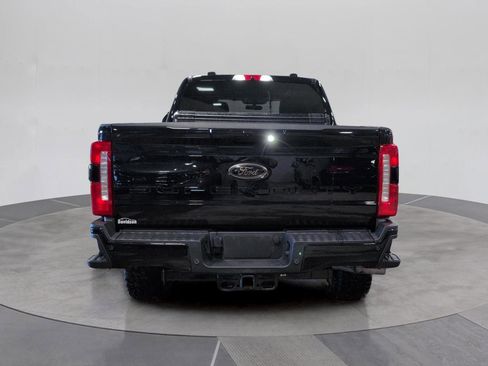 Used 2025 Ford F250 Lariat w/ Lariat Ultimate Package image 4