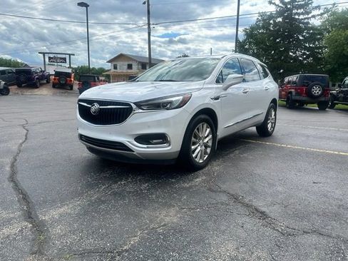 Used 2020 Buick Enclave Premium w/ Sun and Sites Package AWD/4WD image 5