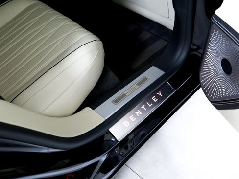 Used 2020 Bentley Flying Spur W12 AWD/4WD image 25