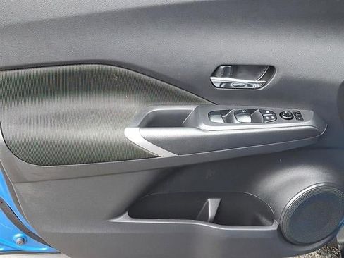 Used 2022 Nissan Kicks SV image 43