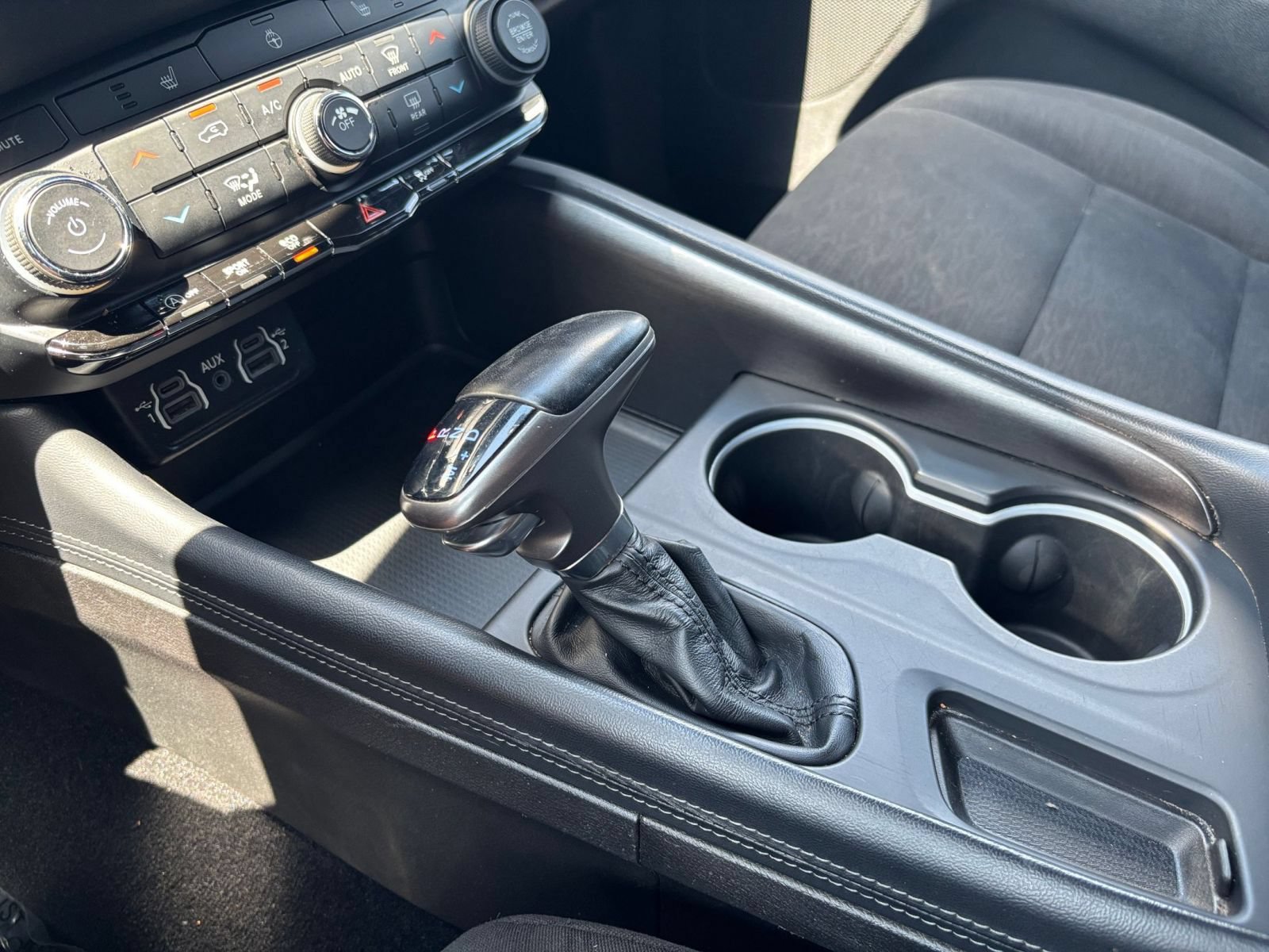 Used 2023 Dodge Durango SXT RWD image 39
