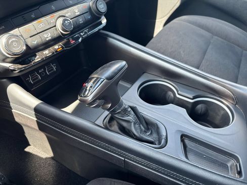 Used 2023 Dodge Durango SXT RWD image 39