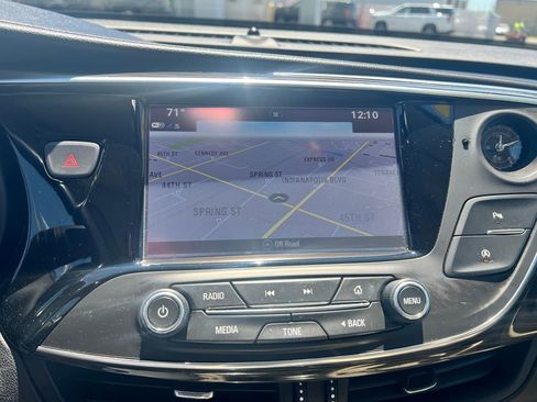 Used 2019 Buick Envision Essence AWD/4WD image 26