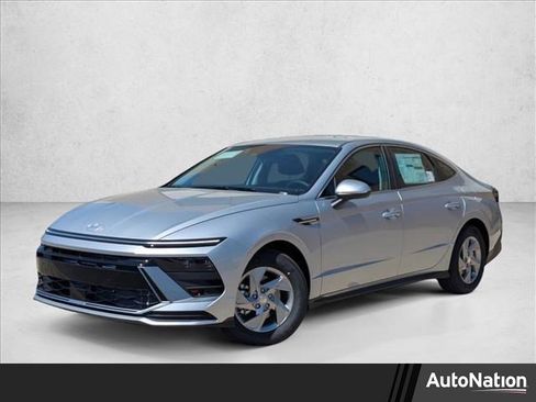 New 2026 Hyundai Sonata SE image 1