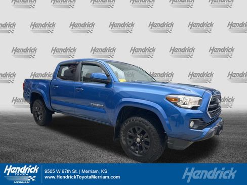 Used 2016 Toyota Tacoma SR5 RWD image 1