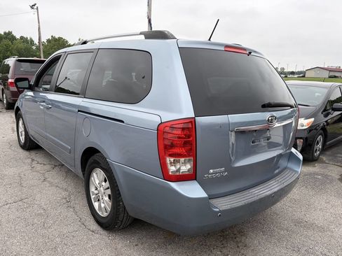 Used 2011 Kia Sedona LX w/ PWR Pkg FWD image 4