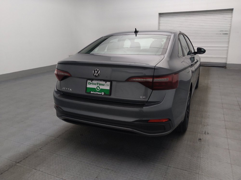 Used 2024 Volkswagen Jetta SE FWD image 7