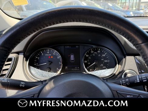 Used 2018 Nissan Rogue SV AWD/4WD image 23