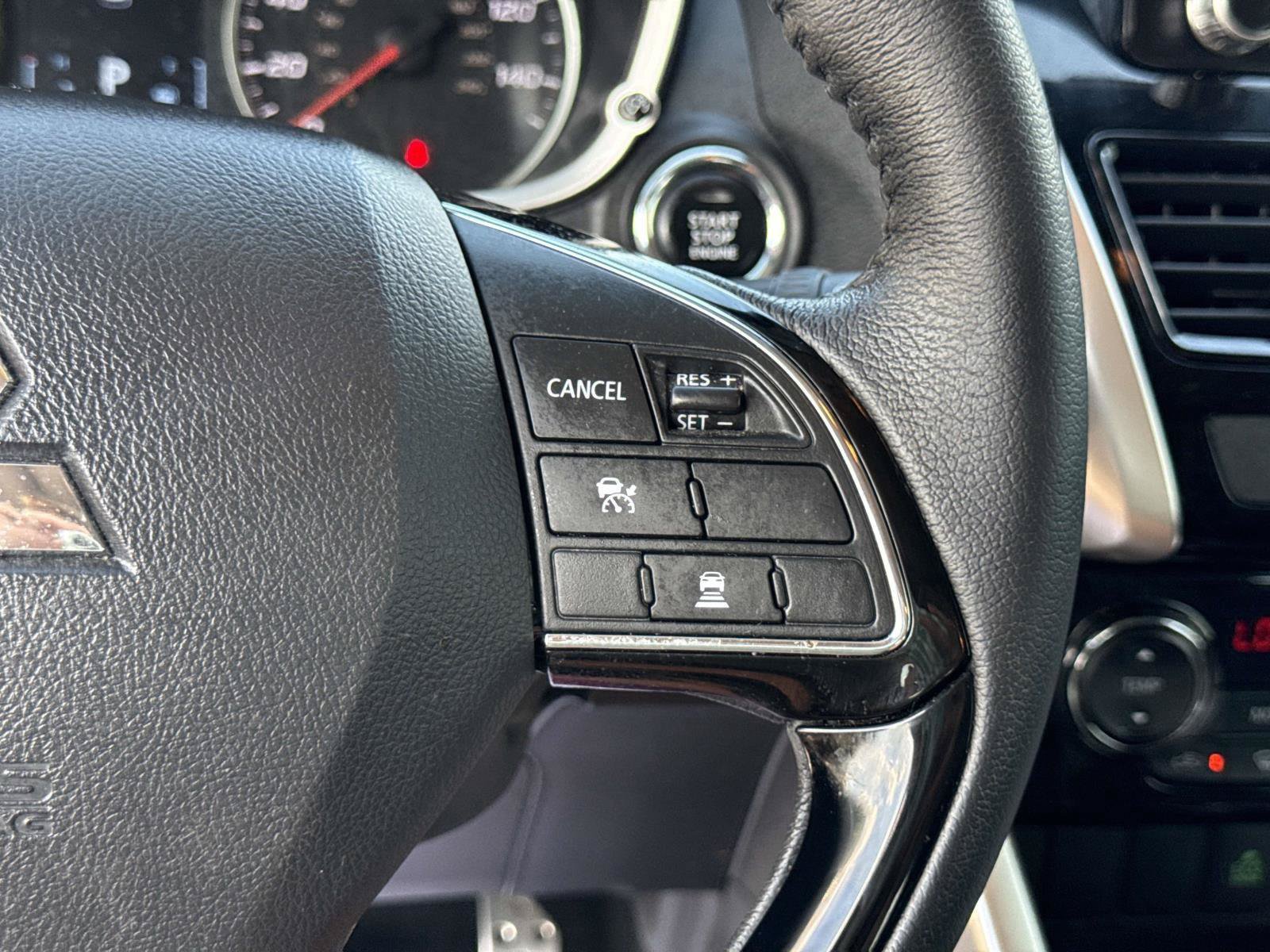 Used 2024 Mitsubishi Eclipse Cross AWD image 18