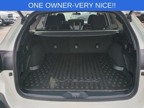 Used 2025 Subaru Outback Premium AWD/4WD image 34