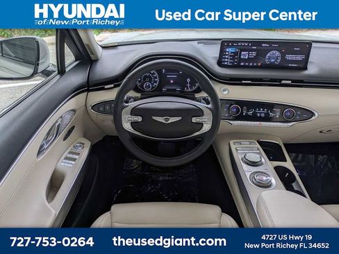 Used 2025 Genesis GV70 2.5T w/ Select Package AWD/4WD image 21