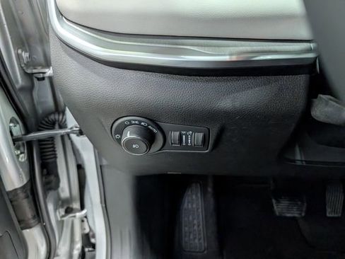 Used 2025 Jeep Compass Limited AWD/4WD image 19