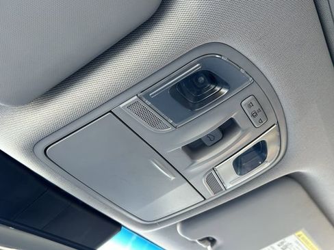 Used 2021 Hyundai Kona Limited image 32