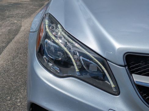Used 2017 Mercedes-Benz E 400 Cabriolet image 10