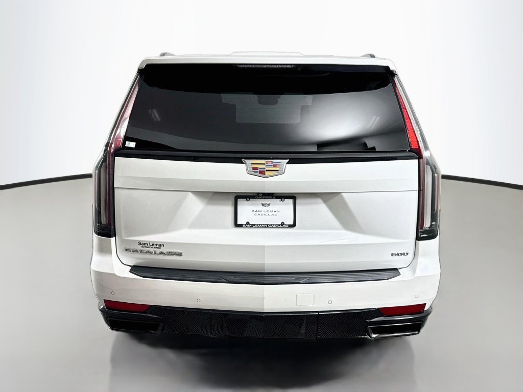 Used 2021 Cadillac Escalade Sport Platinum AWD/4WD image 6