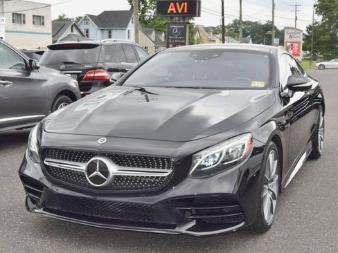 Used 2019 Mercedes-Benz S 560 4MATIC Coupe image 2