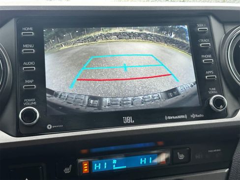 Used 2021 Toyota Tacoma TRD Off-Road w/ TRD Premium Off Road Package image 19