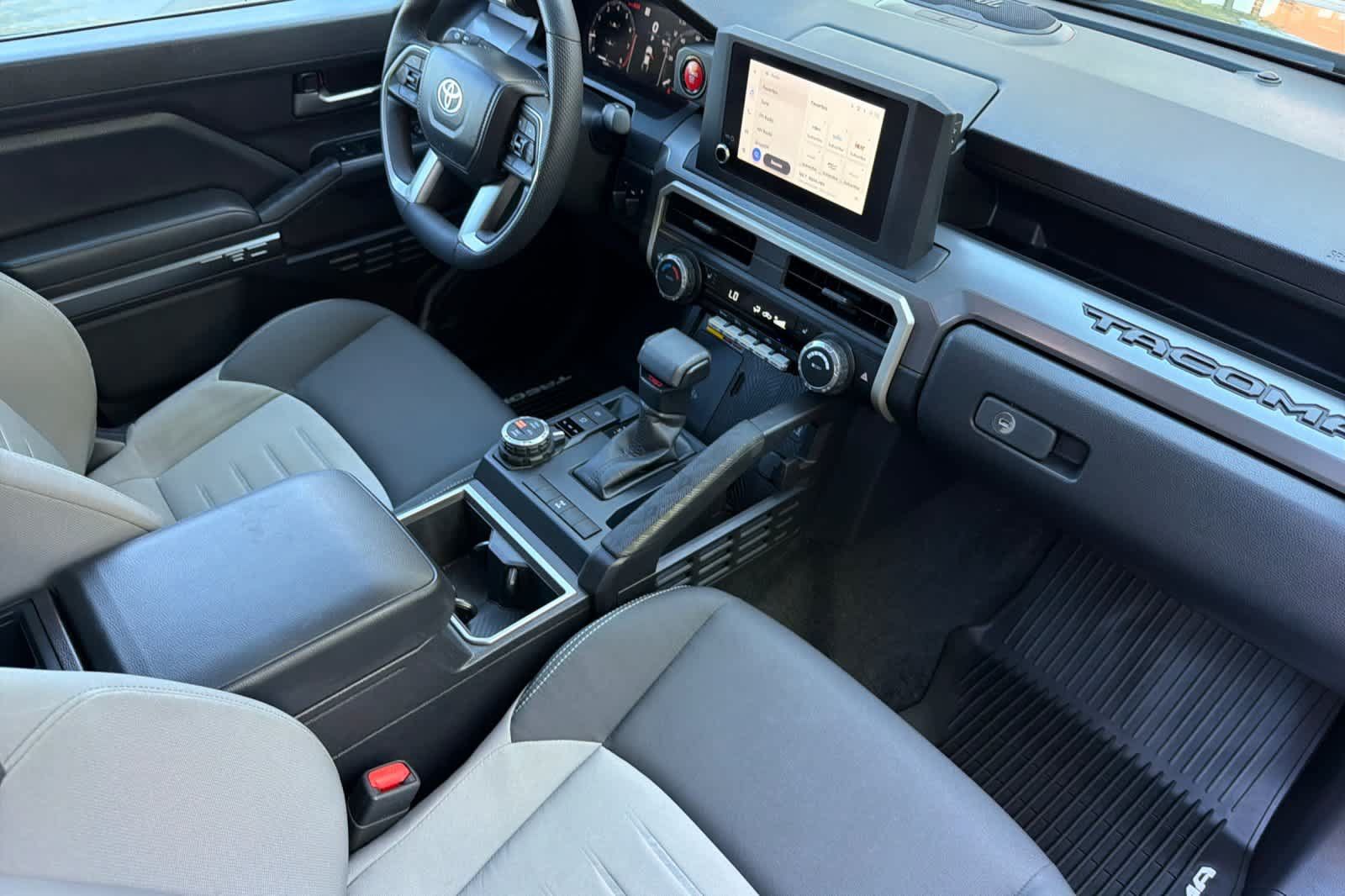 Used 2024 Toyota Tacoma TRD Off-Road w/ TRD Off Road Upgrade Package AWD/4WD image 17