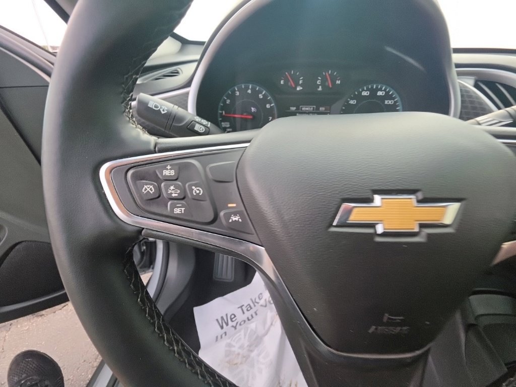 Used 2024 Chevrolet Malibu RS FWD image 17