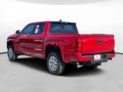 New 2025 Toyota Tacoma SR5