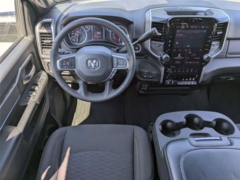 Certified 2026 RAM 2500 Big Horn AWD/4WD image 17