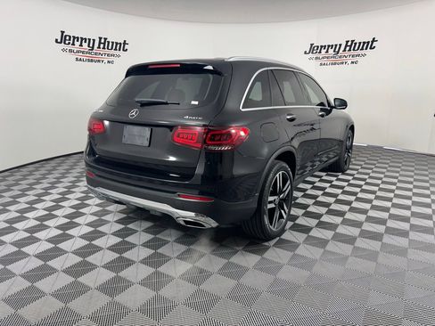Used 2021 Mercedes-Benz GLC 300 4MATIC image 9