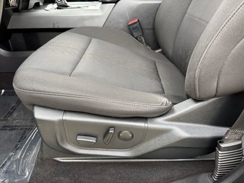 Used 2019 Ford F150 XLT w/ Equipment Group 302A Luxury AWD/4WD image 16