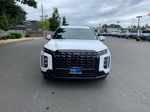 Certified 2025 Hyundai Palisade Calligraphy AWD/4WD image 13