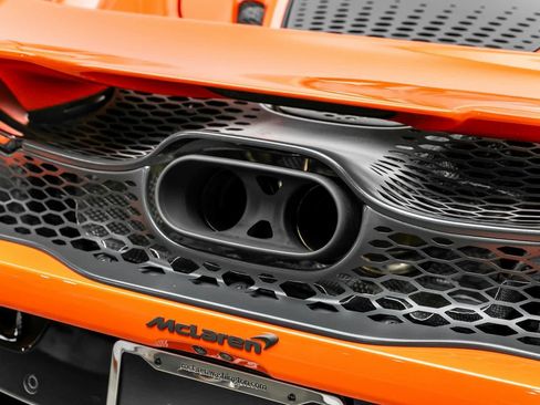 New 2025 McLaren 750S Spider image 7