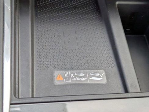 New 2026 GMC Acadia Elevation image 16