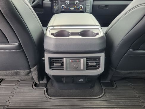 Used 2024 Ford F250 Lariat w/ Lariat Ultimate Package image 14