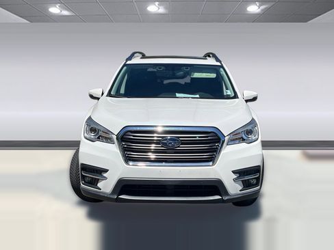Used 2021 Subaru Ascent Limited w/ Technology Package AWD/4WD image 4