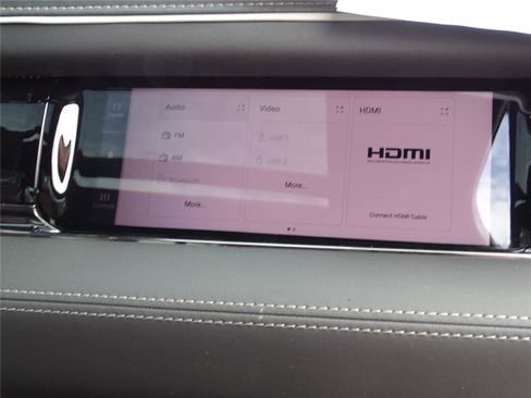 Used 2025 RAM 1500 Limited image 9