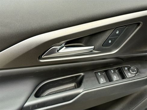 New 2026 Chevrolet Equinox EV LT w/ Comfort Package image 18