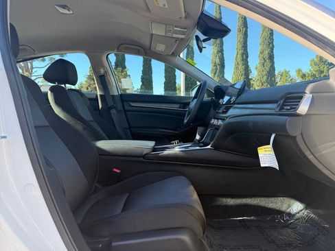 Used 2022 Honda Accord LX image 19