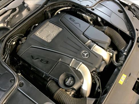 Used 2015 Mercedes-Benz S 550 4MATIC Sedan image 31