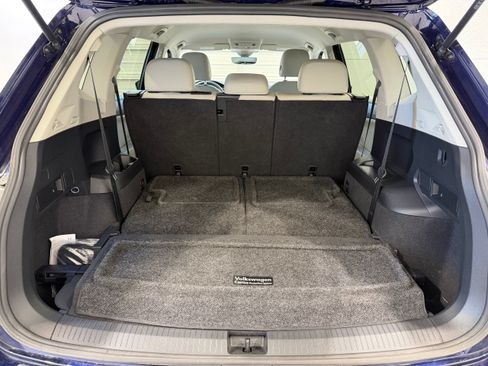 Certified 2023 Volkswagen Tiguan SE FWD image 24