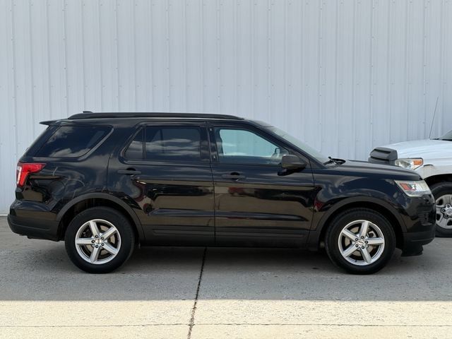 Used 2018 Ford Explorer FWD image 4