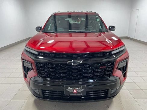 Used 2024 Chevrolet Traverse RS w/ LPO, Floor Liner Package AWD/4WD image 2