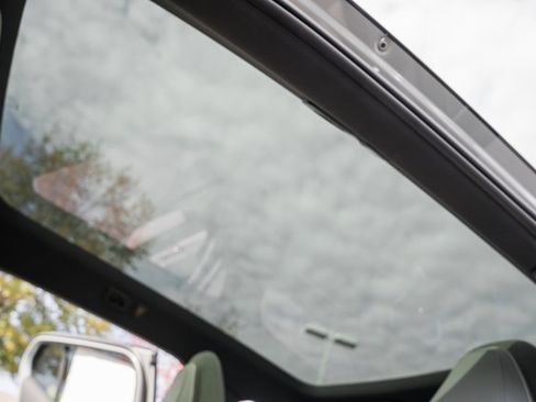 New 2026 Volvo EX30 Cross Country Ultra image 28